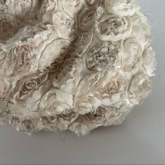 Betsey Johnson Rose Soft Bucket Bag Purse - Picture 9 of 9